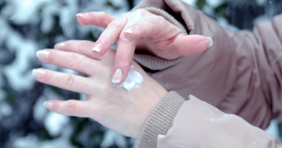Gloves In A Bottle relief from dryness, itching, and dermatitis.